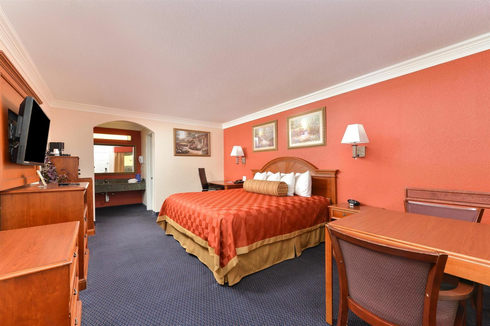 Americas Best Value Inn & Suites-Alvin/Houston Exterior photo